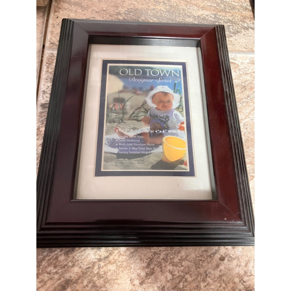 Old Town Designer Series Solid Hardwood 5x7 Picture Frame Mahogany Finish 4x6